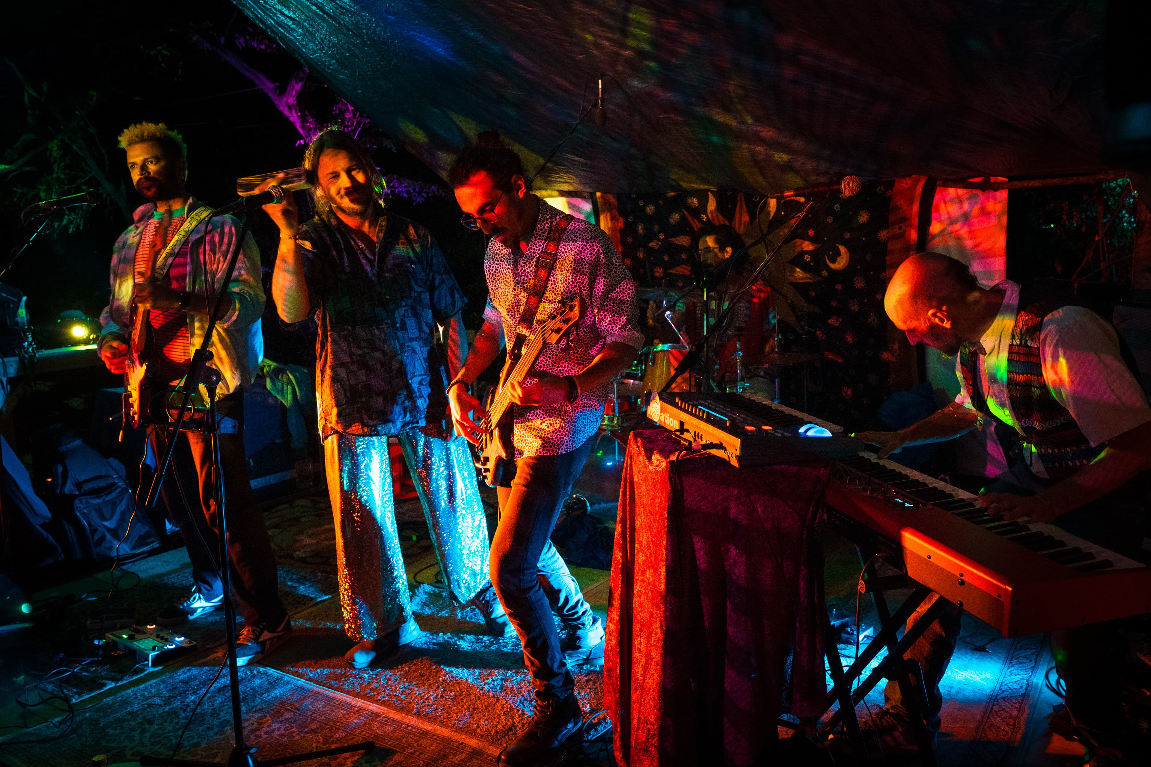 Press kit background